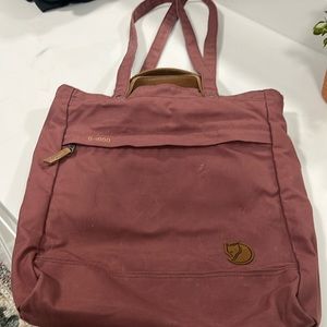 Fjallracen G-1000 convertible tote